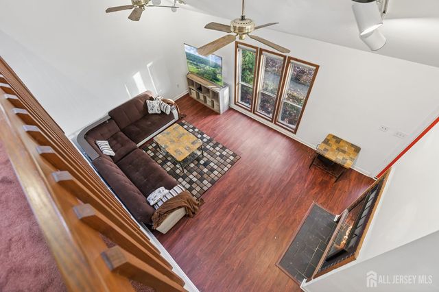 49 Morton Avenue, Monroe, NJ 08831