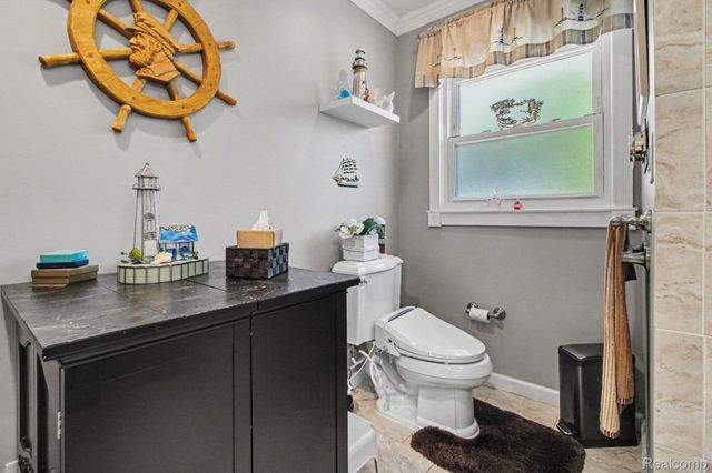 3124 Saint Jude Drive, Waterford Charter Township, MI 48329