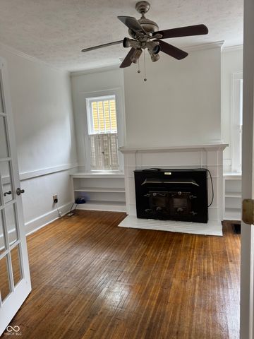 35 E King Street, Franklin, IN 46131