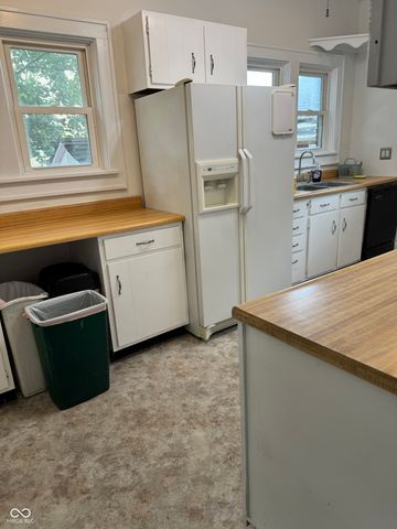 35 E King Street, Franklin, IN 46131