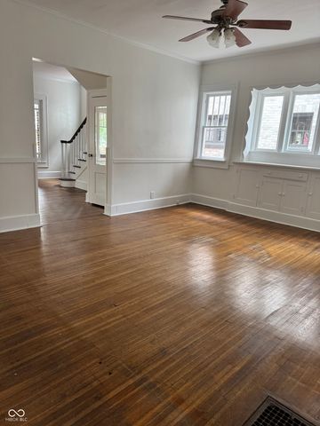 35 E King Street, Franklin, IN 46131