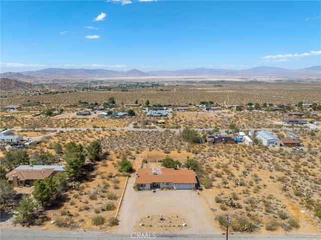 32720 Carnelian, Lucerne Valley, CA 92356