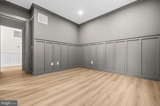 1905 N TAYLOR ST, Arlington, VA 22207
