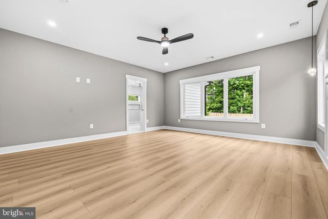 1905 N TAYLOR ST, Arlington, VA 22207