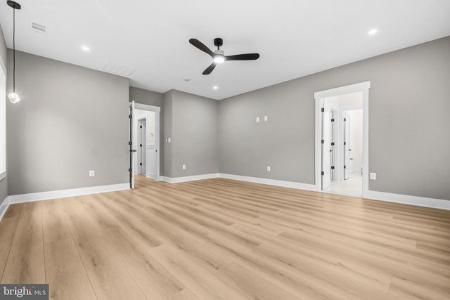 1905 N TAYLOR ST, Arlington, VA 22207