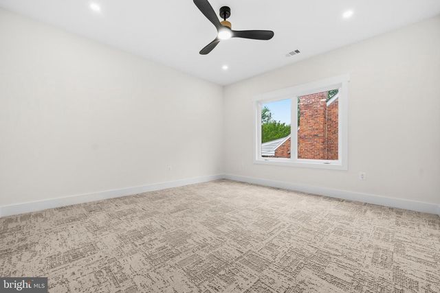 1905 N TAYLOR ST, Arlington, VA 22207