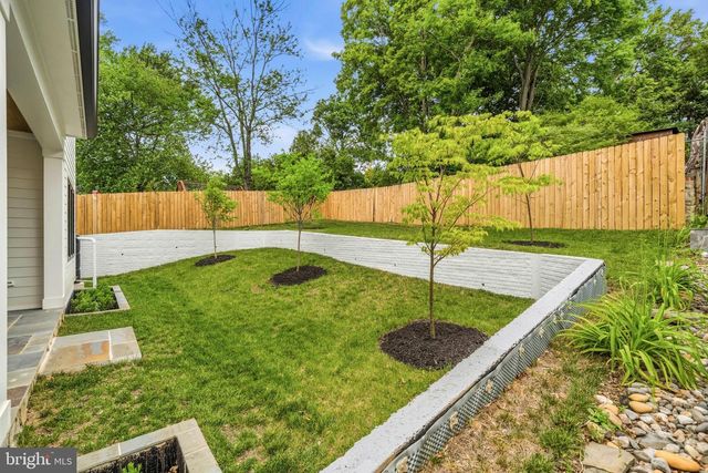 1905 N TAYLOR ST, Arlington, VA 22207