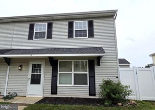 6 LYRIC CT, Sicklerville, NJ 08081