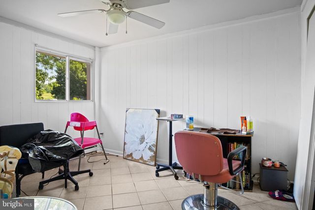 484 BROUGH RD, Abbottstown, PA 17301