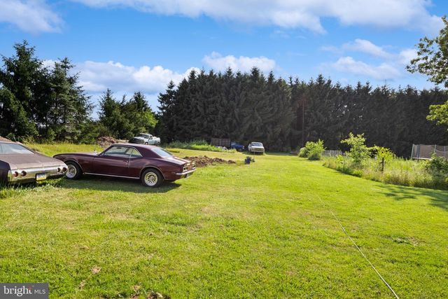 484 BROUGH RD, Abbottstown, PA 17301