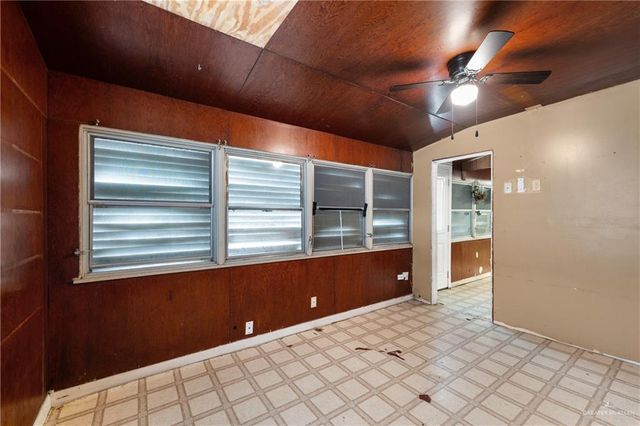 221 E Taft Street, Harlingen, TX 78550