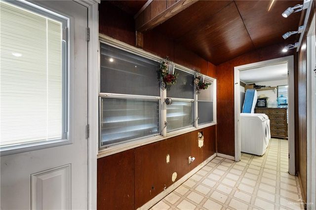 221 E Taft Street, Harlingen, TX 78550