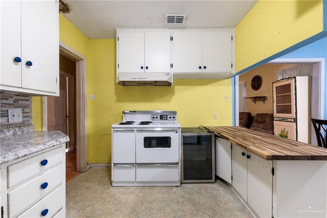 221 E Taft Street, Harlingen, TX 78550