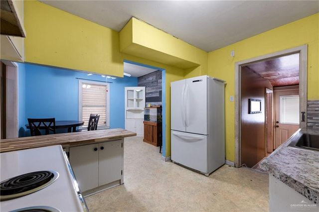 221 E Taft Street, Harlingen, TX 78550