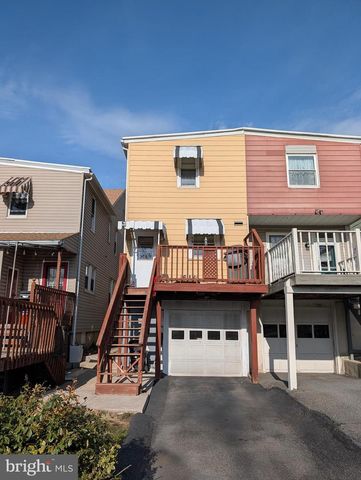 5 S 21ST ST, Pottsville, PA 17901