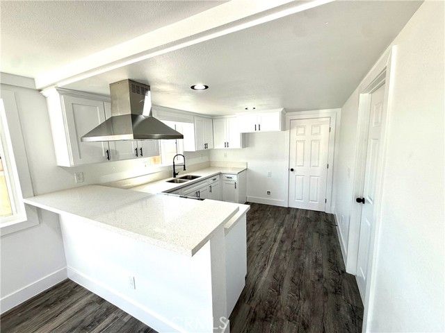 2368 E 107 th st, Los Angeles, CA 90002