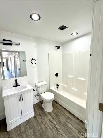 2368 E 107 th st, Los Angeles, CA 90002