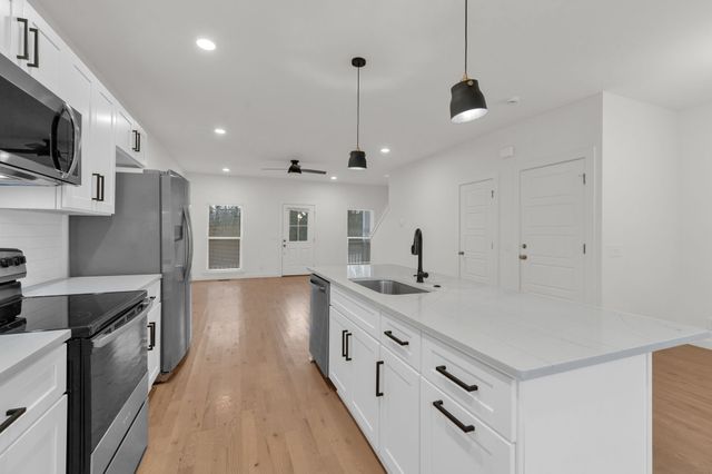 3724 Pin Hook Rd, Antioch, TN 37013