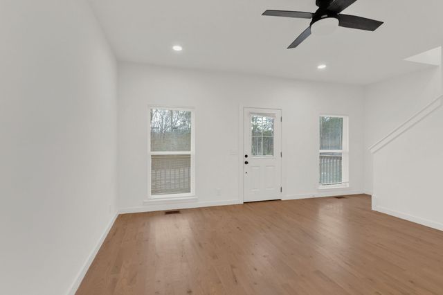 3724 Pin Hook Rd, Antioch, TN 37013