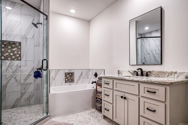 13 Estrella Circle, Hot Springs Village, AR 71909