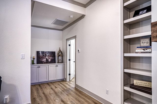 13 Estrella Circle, Hot Springs Village, AR 71909