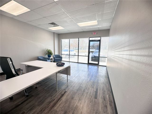 918 W Central Avenue 12, Bentonville, AR 72712