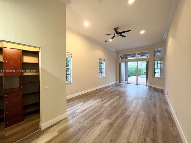 1210 Leeward Way 1210, Weston, FL 33327