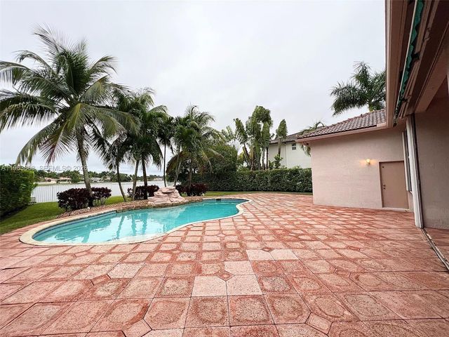 1210 Leeward Way 1210, Weston, FL 33327