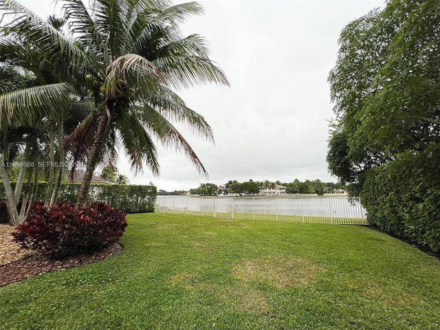 1210 Leeward Way 1210, Weston, FL 33327