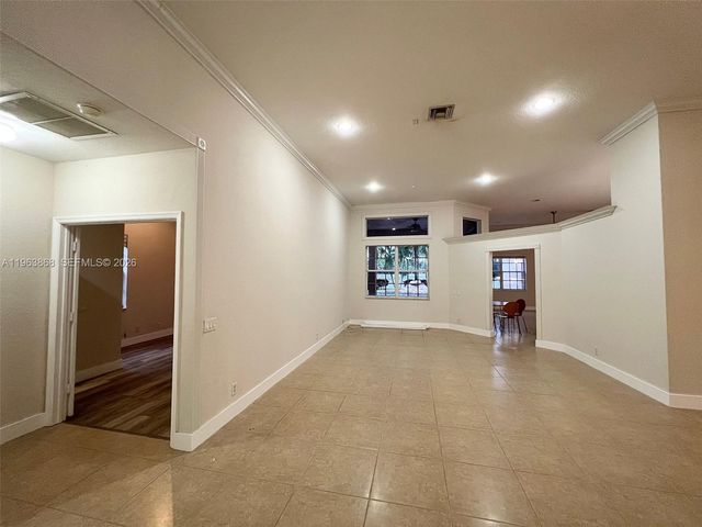 1210 Leeward Way 1210, Weston, FL 33327