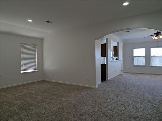 5618 Savannah Woods Lane, Rosharon, TX 77583