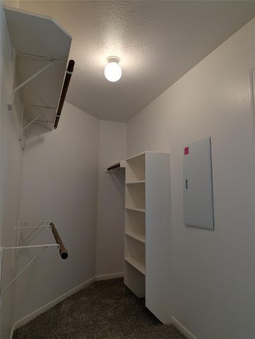 5618 Savannah Woods Lane, Rosharon, TX 77583