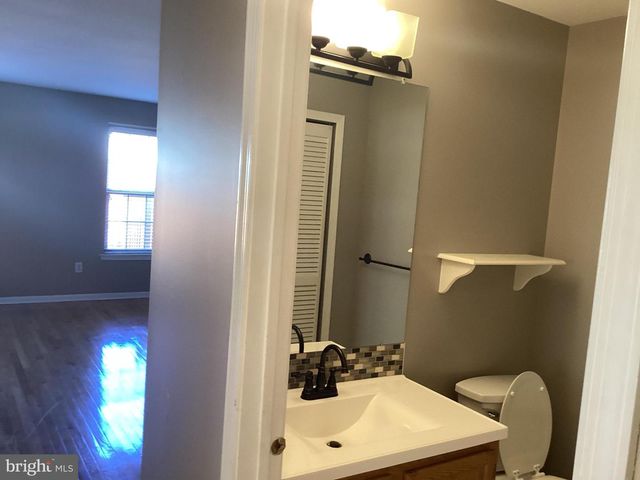 163 BIRCH HOLLOW DR, Bordentown, NJ 08505