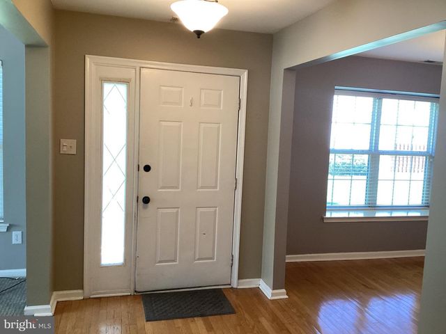 163 BIRCH HOLLOW DR, Bordentown, NJ 08505
