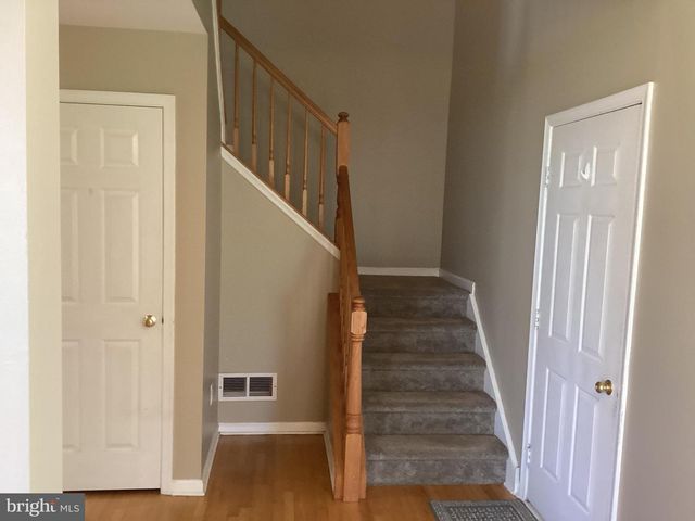 163 BIRCH HOLLOW DR, Bordentown, NJ 08505