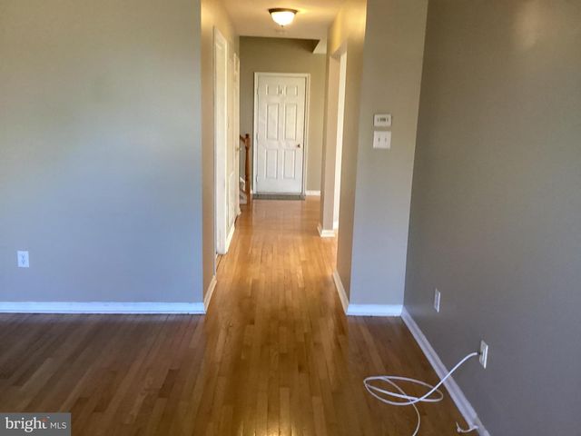 163 BIRCH HOLLOW DR, Bordentown, NJ 08505
