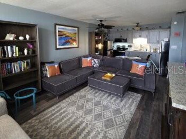 4363 TAHITIAN GARDENS CIRCLE G, Holiday, FL 34691