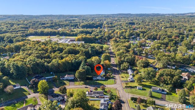 2 Surrey Drive, North Haven, CT 06473