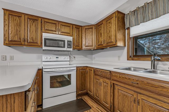 32878 Spunk Tree Circle, Avon, MN 56310