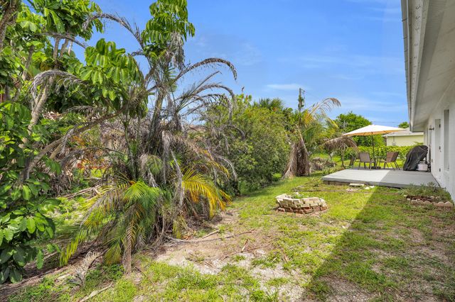 1295 12th Avenue SW, Vero Beach, FL 32962