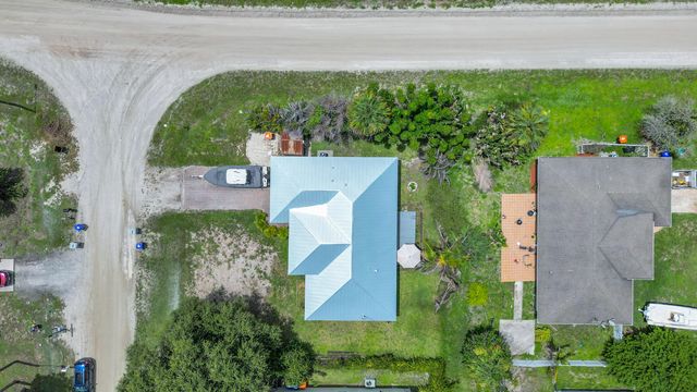 1295 12th Avenue SW, Vero Beach, FL 32962