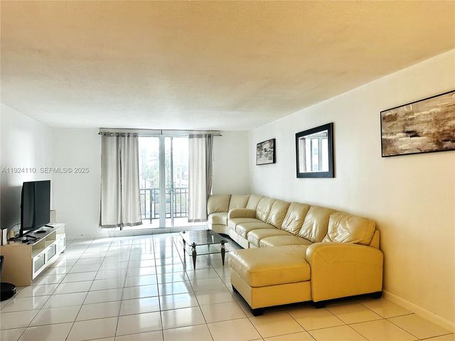 1501 S Ocean Dr 205, Hollywood, FL 33019