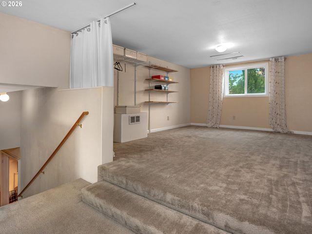 624 Ne EDISON St, Hillsboro, OR 97124