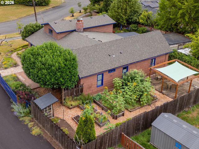 624 Ne EDISON St, Hillsboro, OR 97124