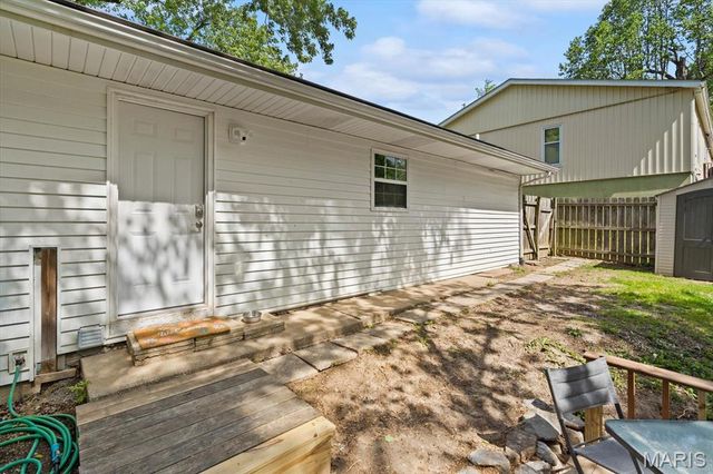 17 Highwood Lane, Belleville, IL 62223