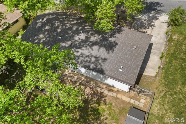 17 Highwood Lane, Belleville, IL 62223