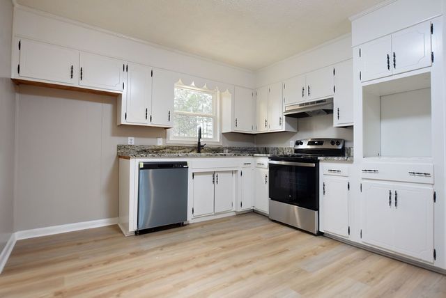 21 River Road Drive, Blairsville, GA 30512