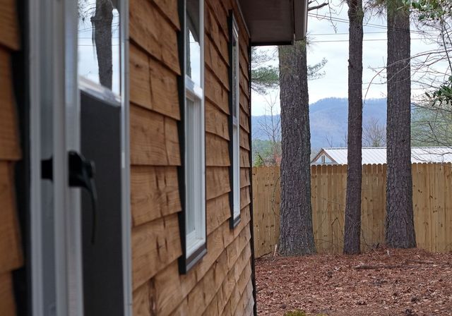 21 River Road Drive, Blairsville, GA 30512