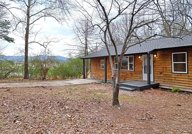 21 River Road Drive, Blairsville, GA 30512