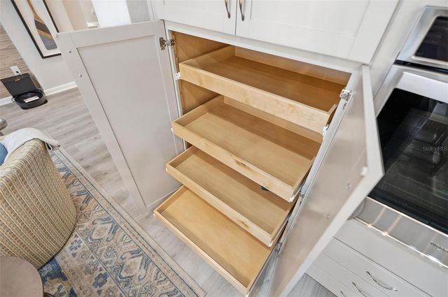 281 MARGARITAVILLE AVENUE, Daytona Beach, FL 32124